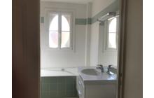 L2005M_salledebain