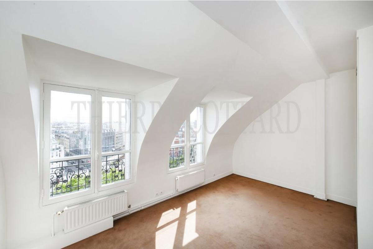 L2010F_jchambre