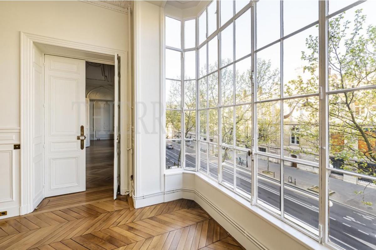 L1981Z3_ebowwindow