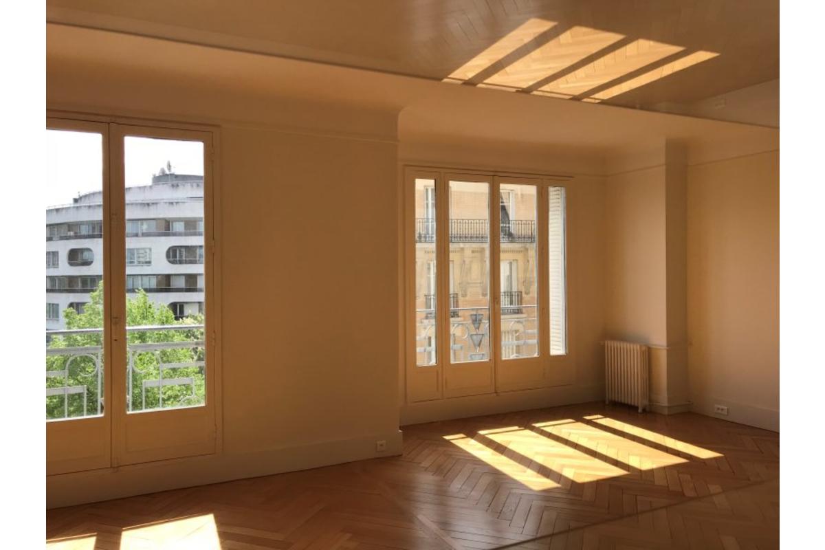 L1967I_csalon