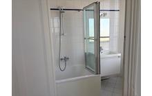 L2003K_salledebain