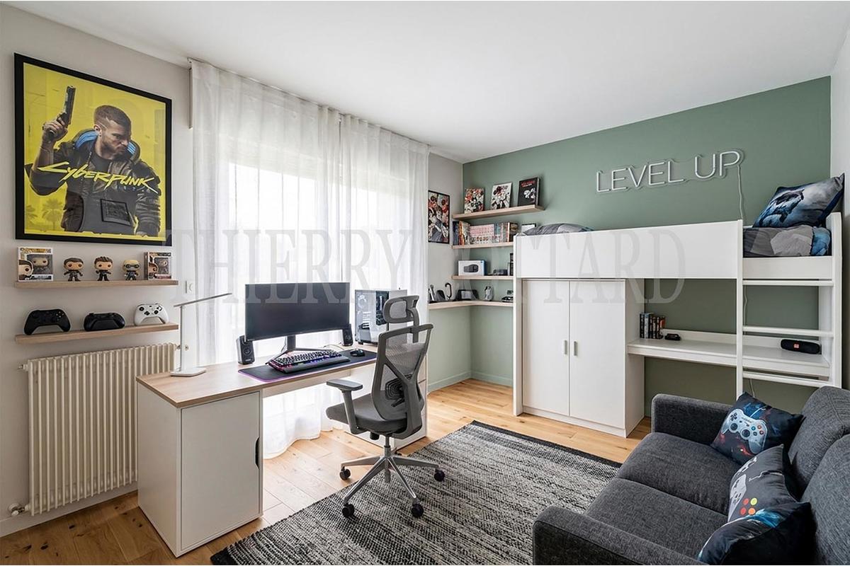 V3108_gchambre2